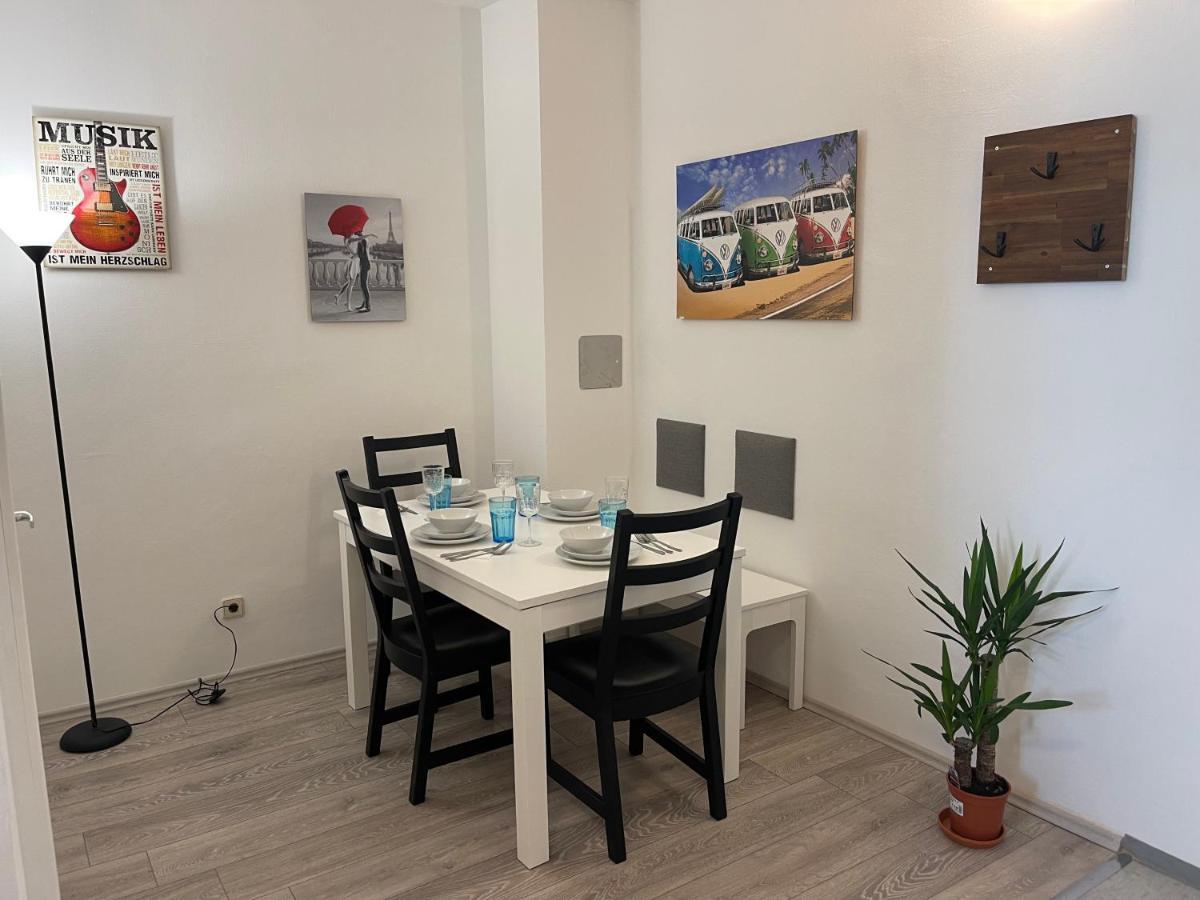 Peaceful Apartment For 4 Bécs Kültér fotó